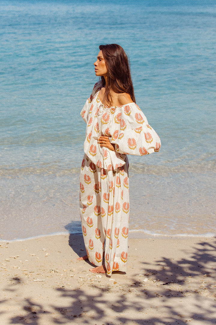 Ria Blouse ~ Strawberry Cream