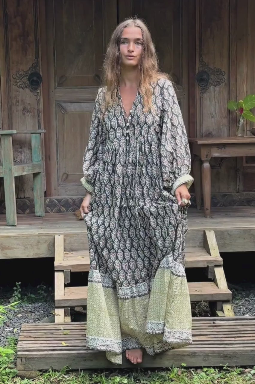 Bhoomi-Maxi-Onyx-Video